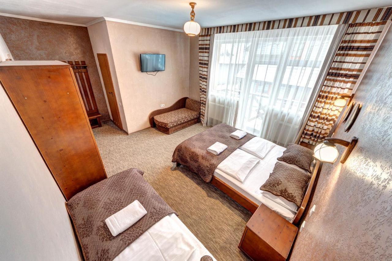 Hotel Gutsulia 布克维 外观 照片